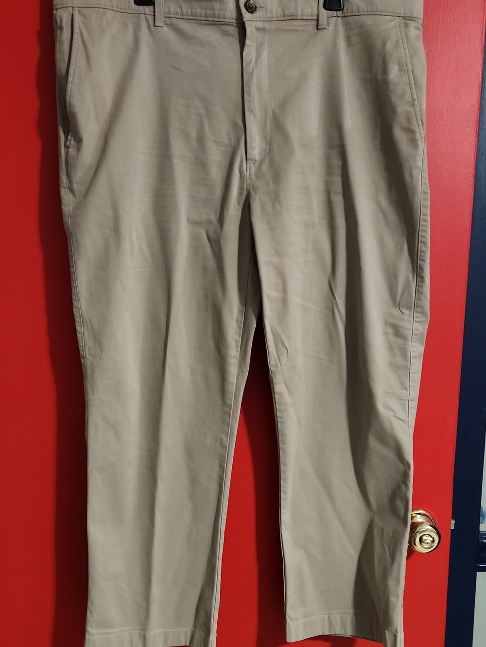 42 X 30 Roundtree & Yorke Tan Flat Front Chino Pants